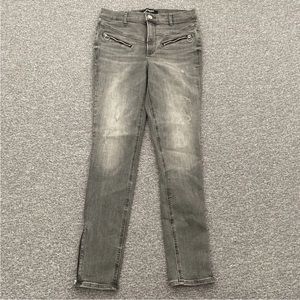 Express Gray size 6R Women’s jeans